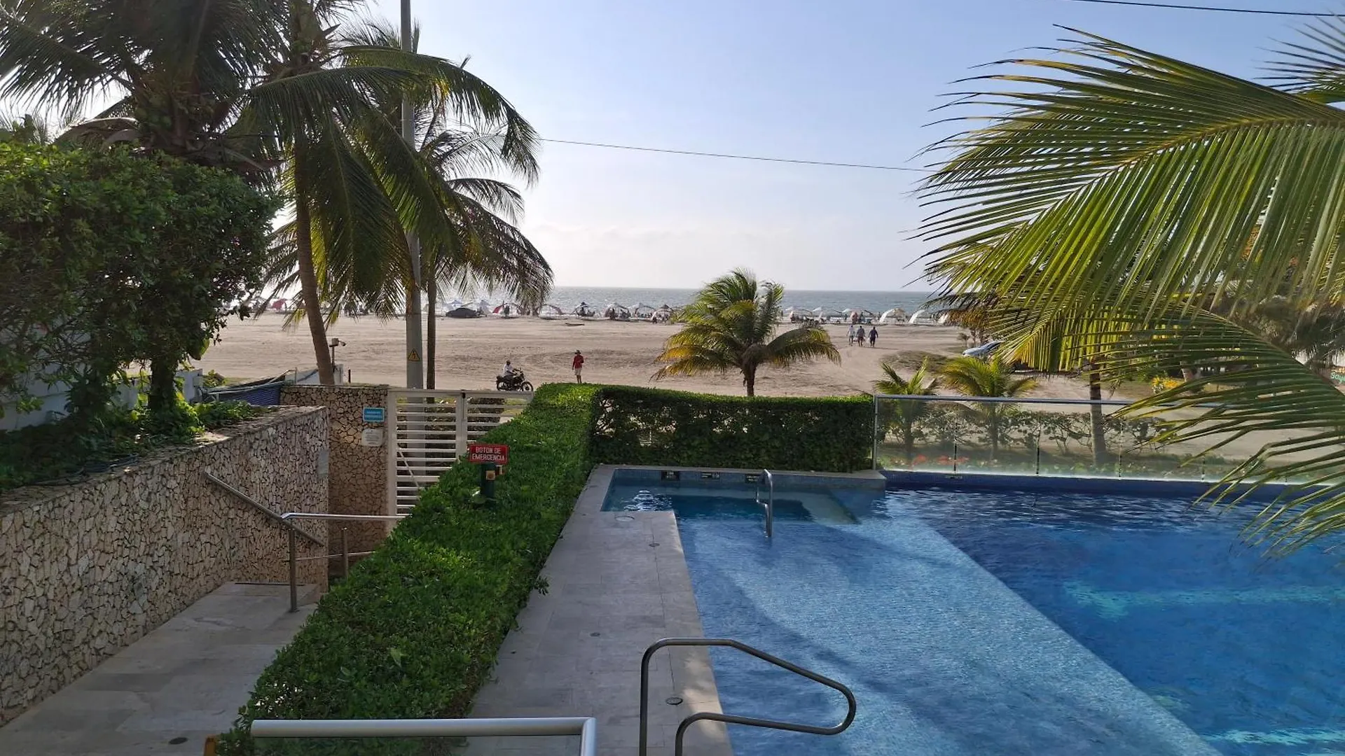 Cartagena Beach Condo - 1400 Sq. Ft. Colombia